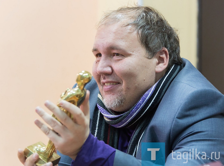 Фестиваль документального кино «Россия»

Андрей Титов