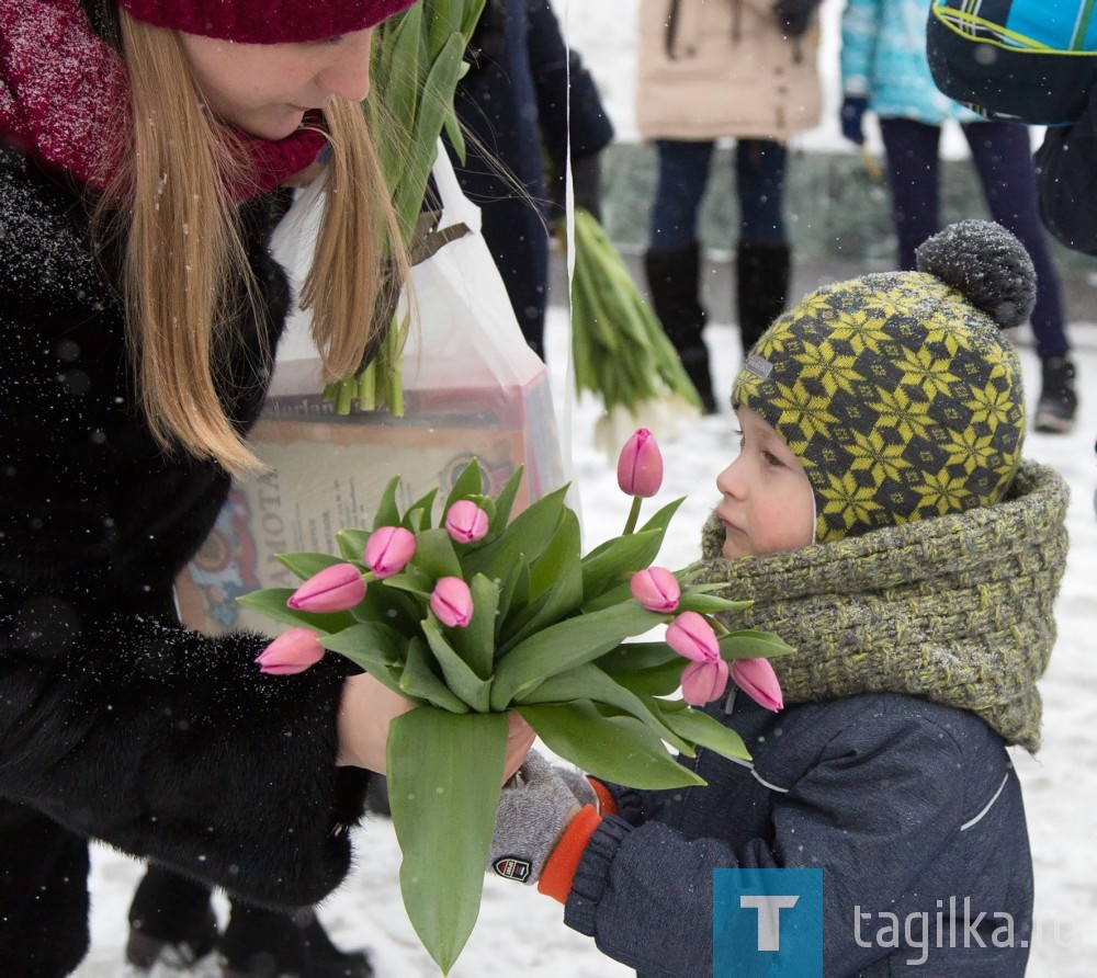  «Минута молчания» в память о погибших на пожаре в Кемерово