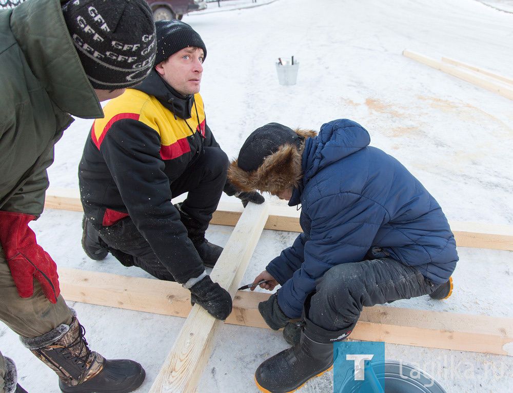 В Нижнем Тагиле строится ледовый городок