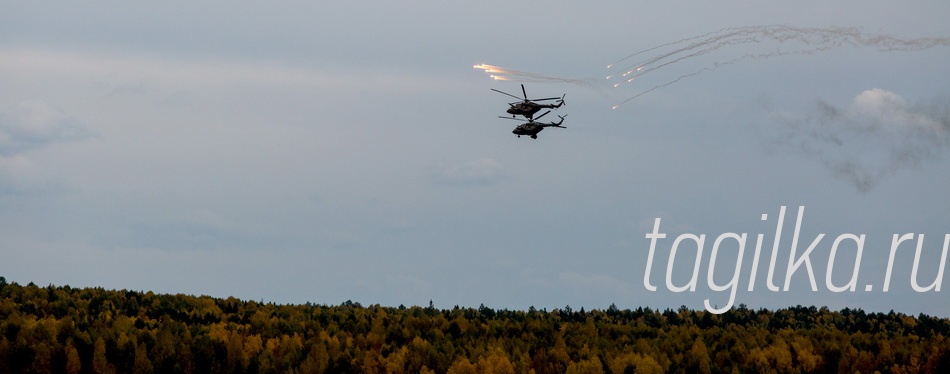 RUSSIA ARMS V NEBE...