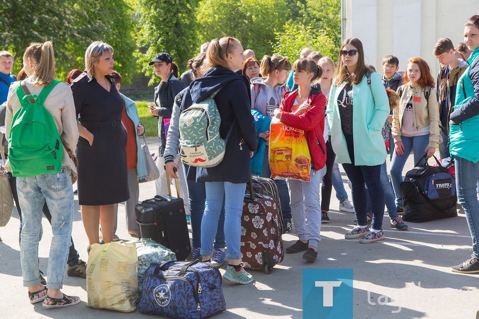 Здравствуй, лето !