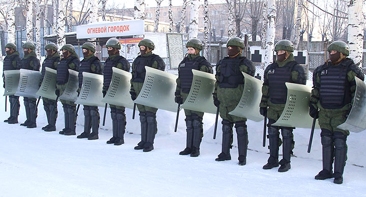 Женский спецназ в ИК-6 Нижнего Тагила. Архив