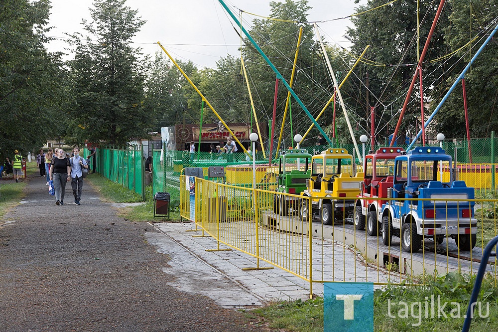 В парке культуры и отдыха им. А.П. Бондина заработали аттракционы