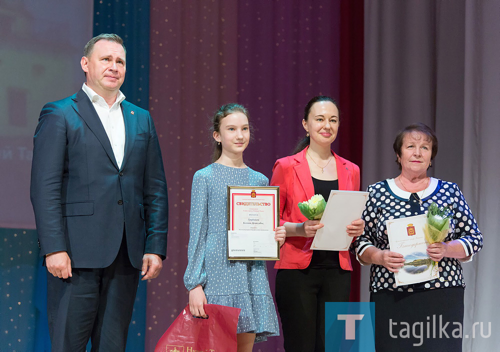 В День защиты детей в Нижнем Тагиле чествовали лучших учащихся