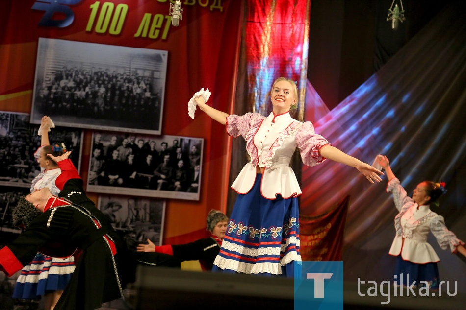 Торжественный вечер посвященный 100 летию ВМЗ.