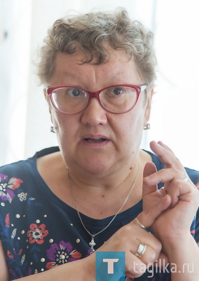 "Хмурый сорок первый..."

Валентина Дацкевич.