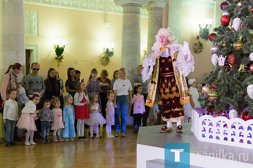 Новогодняя «Золушка» в тагильском театре