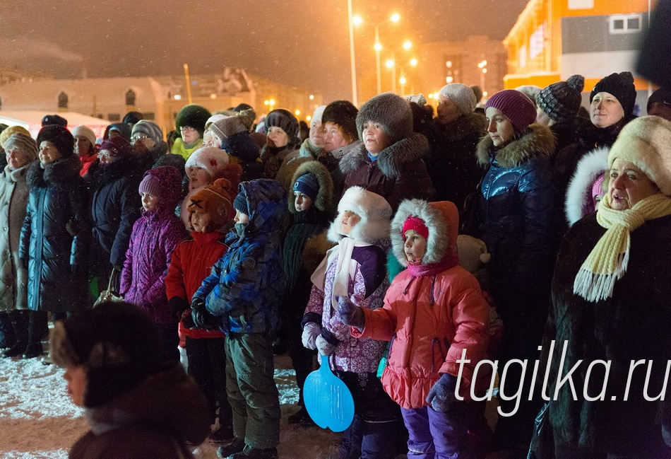 Открытие ледового городка у физкультурно-оздоровительного комплекса «Президентский» на ГГМ ﻿