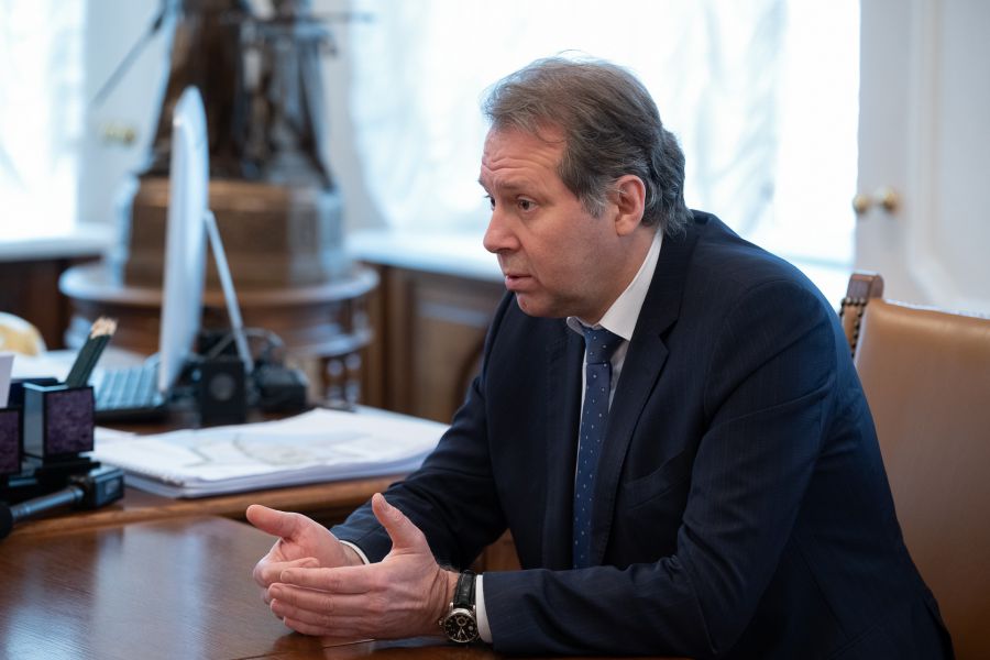 Генеральный директор Уралвагонзавода заверил губернатора, что предприятие «работало, работает и будет работать»