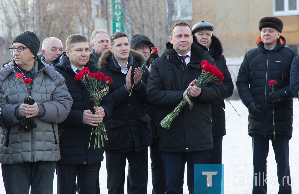 В Нижнем Тагиле торжественно открыли памятную доску в честь Евгения Зудова