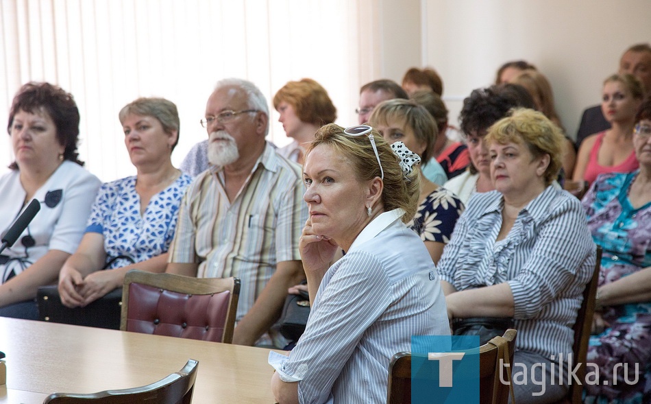 День работника торговли.