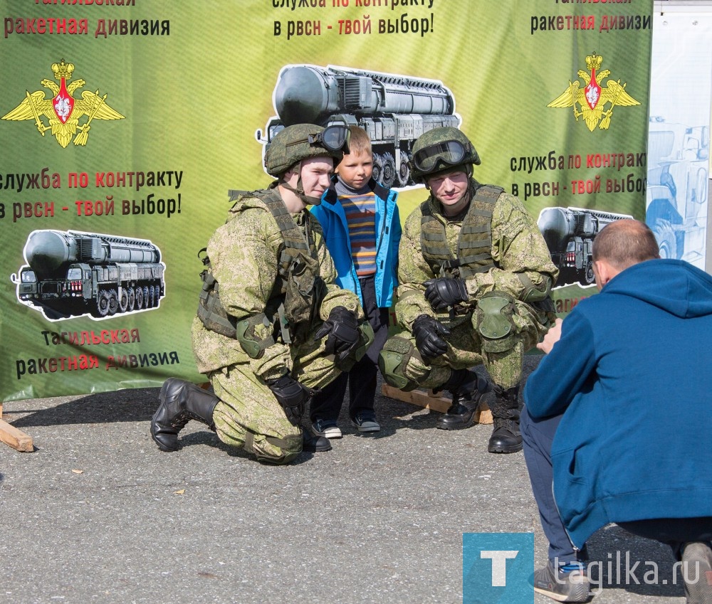 В Нижнем Тагиле отмечают День танкиста