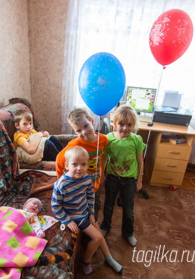 Висимоуткинск.Многодетная семья.