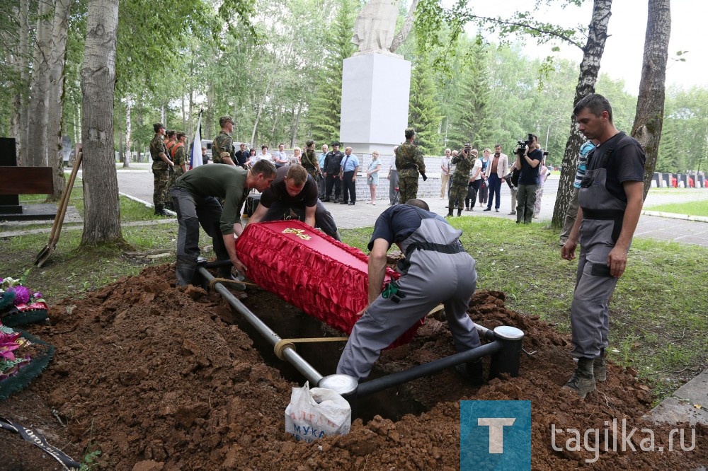 "Дорога домой"- перезахоронение.