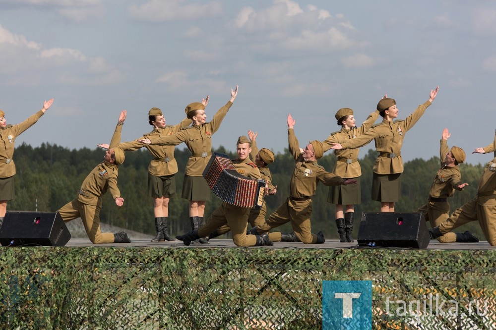 В Нижнем Тагиле отмечают День танкиста