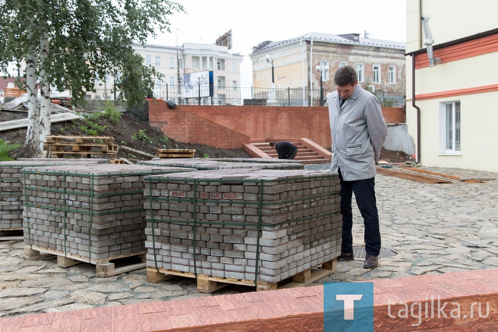 Объезд объектов Ленинского района Главой города