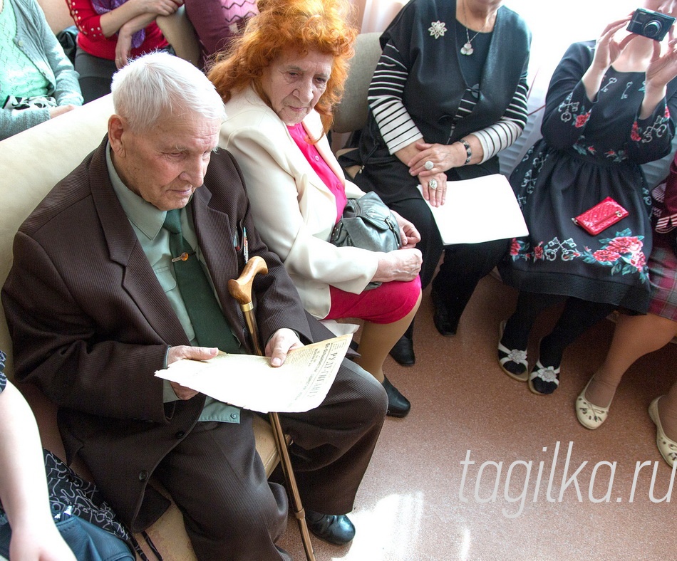 Праздник посвященный 110 летию газеты "Тагильский рабочий" в центре социального обеспечения Ленинского р-на.