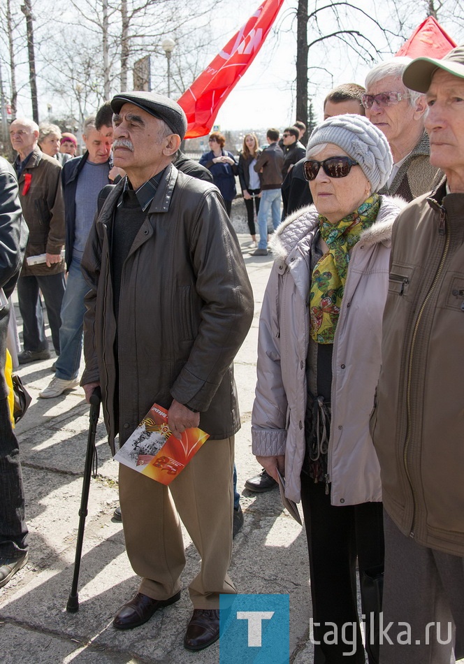 В Нижнем Тагиле празднуют Первомай. Митинг КПРФ.