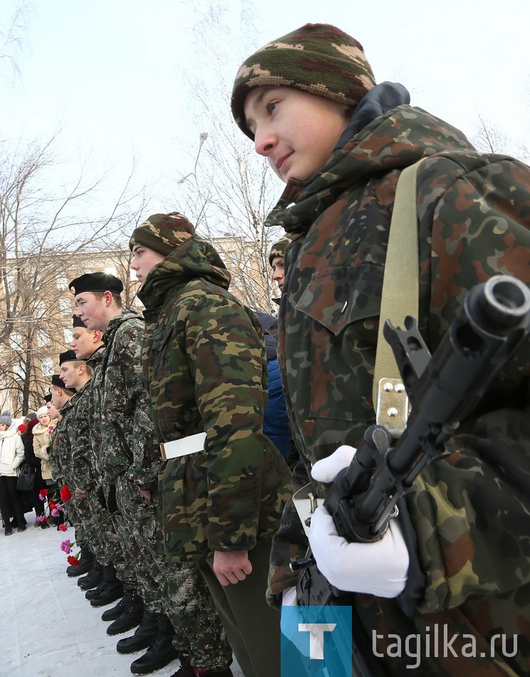 Митинг, посвященный 28-й годовщине вывода советских войск из Афганистана.