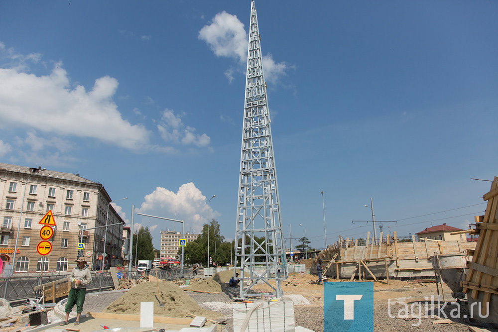 В Нижнем Тагиле на следующей неделе начнут облицовку стелы «Город трудовой доблести»