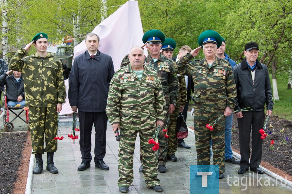 В парке Победы открыли монумент пограничникам