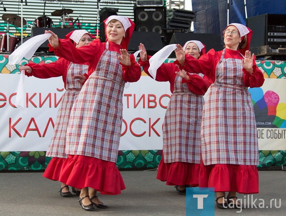 В парке «Народный» проходит IV народный фестиваль «Тагильский калейдоскоп»