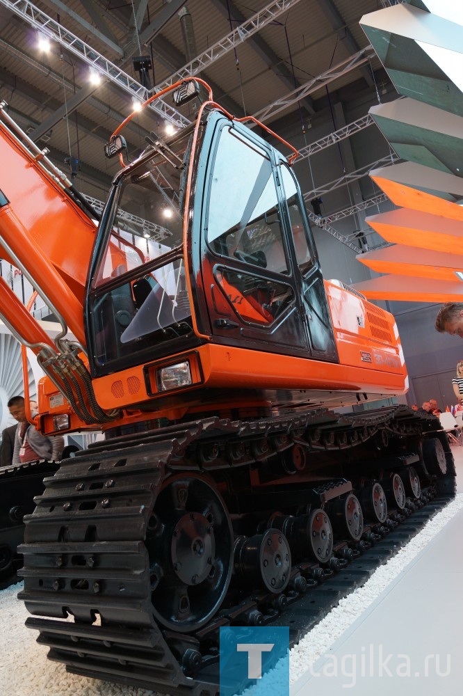 Мэр Нижнего Тагила Сергей Носов посетил INNOPROM