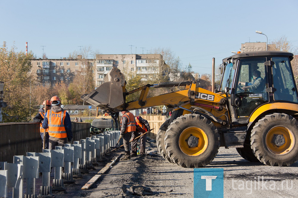 Движение по мосту на улице Красноармейской в Нижнем Тагиле откроют в конце октября