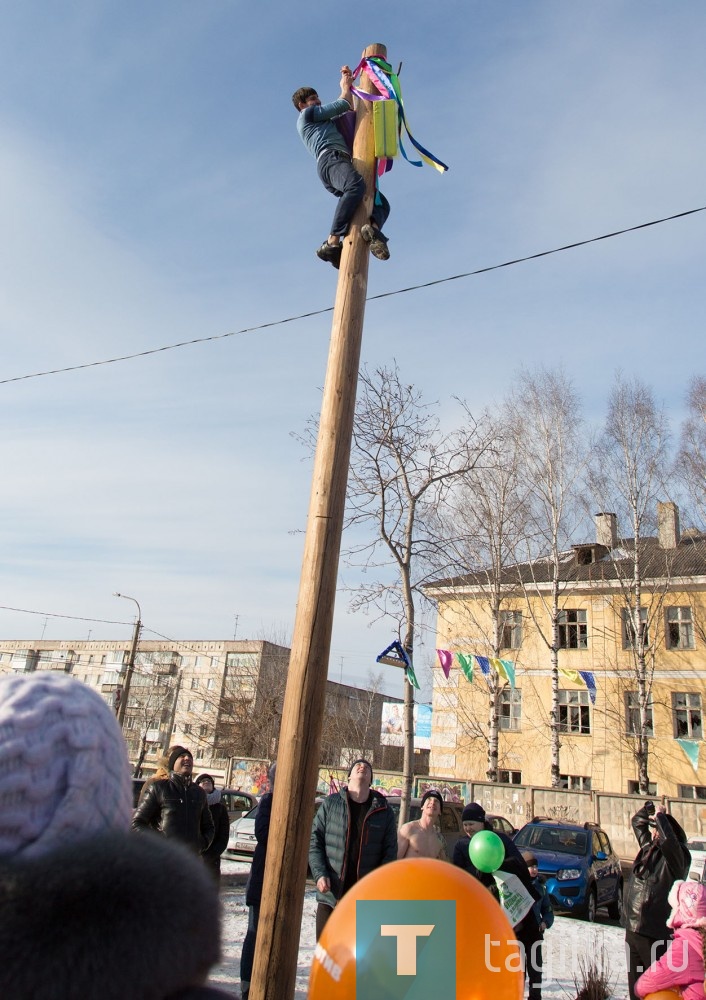 «Наша Масленица». Площадка перед ДК «Юбилейный».