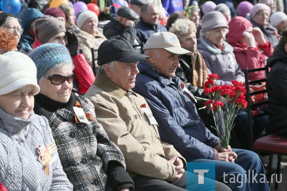 Металлурги отмечают 72 годовщину Великой Победы!