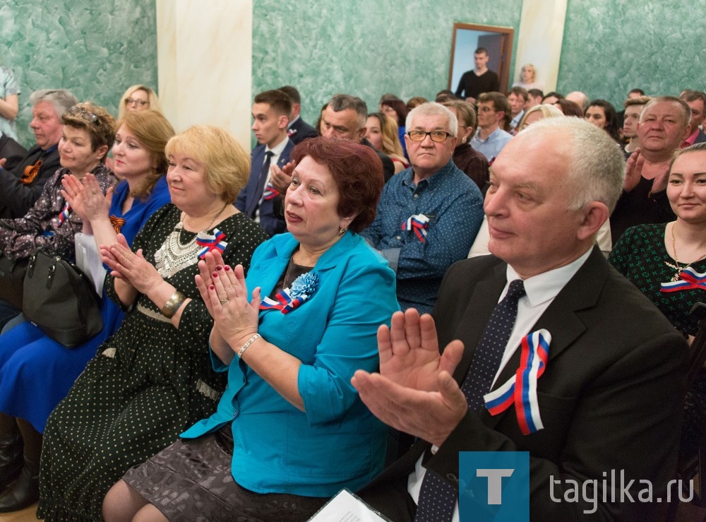 С Днём местного самоуправления!
