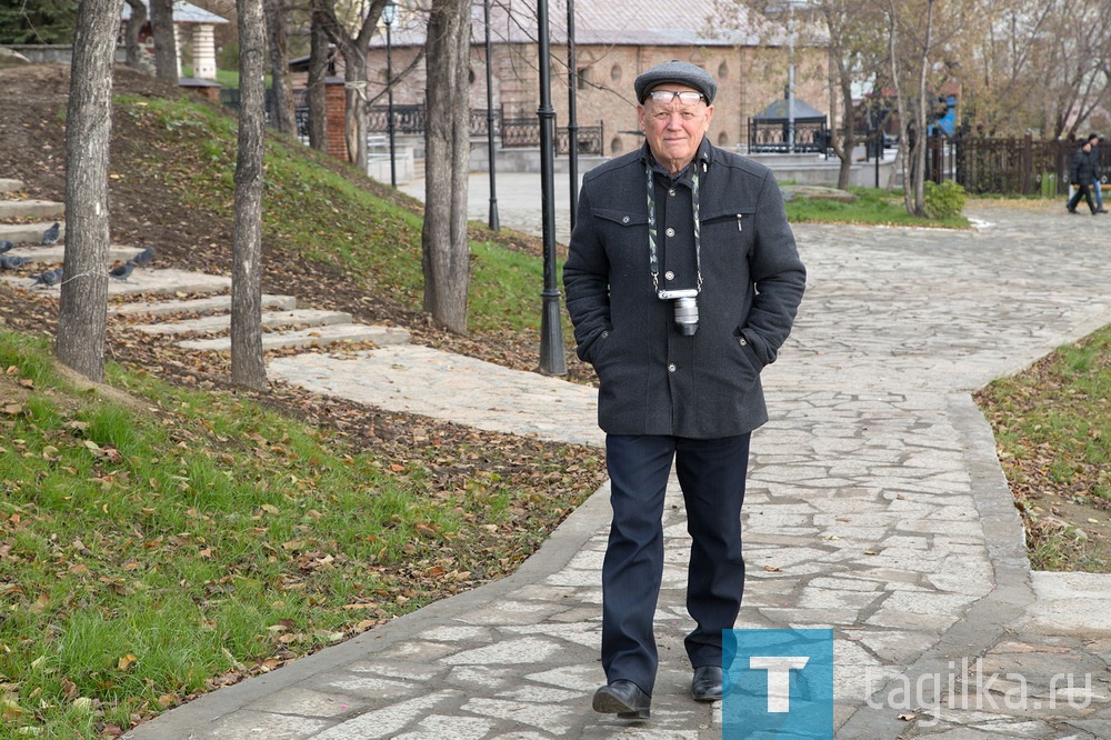 Отметил свой 75-летний юбилей известный в Нижнем Тагиле фотограф Николай Васильевич АНТОНОВ