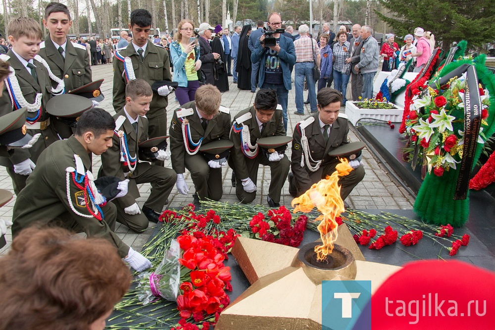 Митинг, посвященный Дню Победы в Великой Отечественной войне 1941-1945 гг. Мемориал Воинской Славы, Рогожино