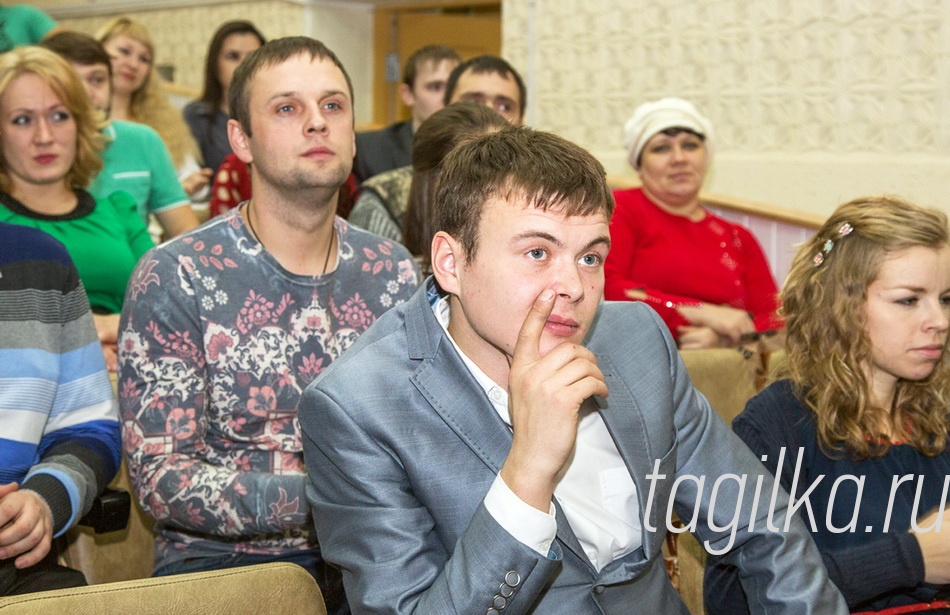 Награждение молодых предпринимателей.
