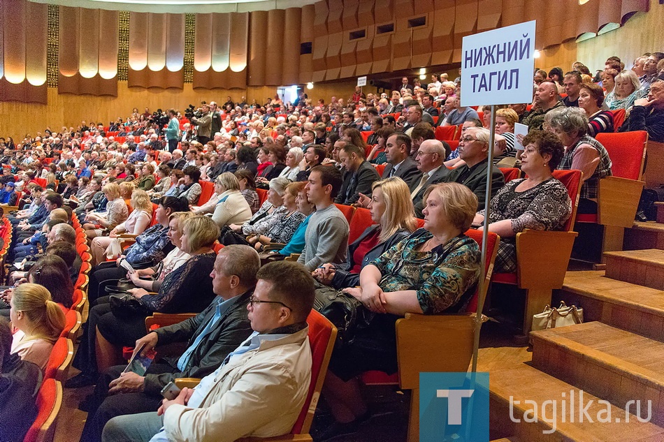 Евгений Куйвашев и Виктор Шептий в Нижнем Тагиле провели встречу с местными «единороссами»