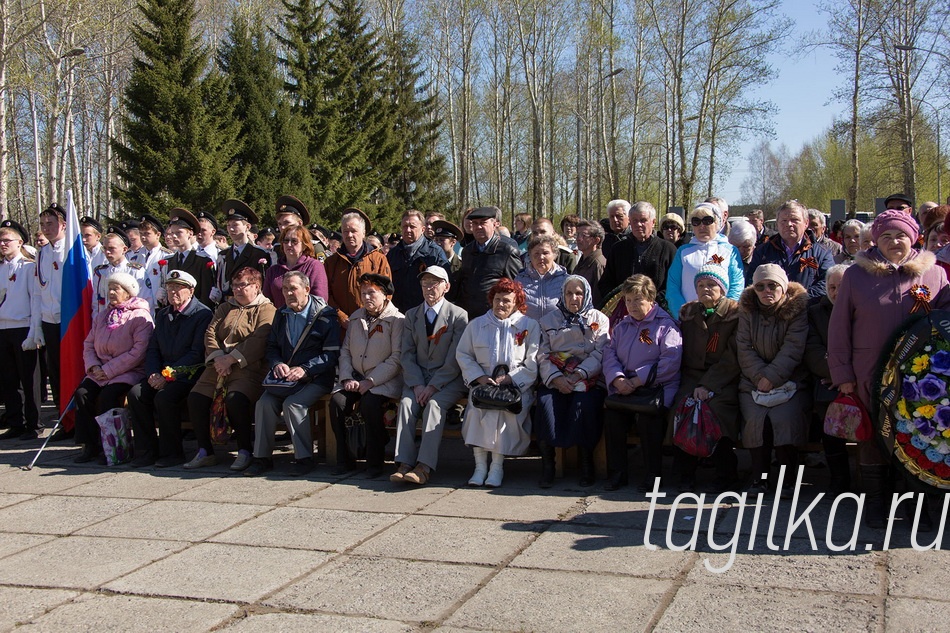 Митинг на мемориале центрального городского кладбища «Рогожино»