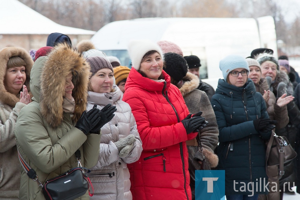 ЕВРАЗ подарил музею Нижнего Тагила машину