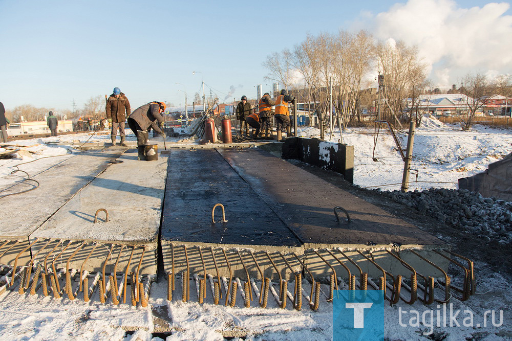 Движение по мосту на улице Циолковского в Нижнем Тагиле откроют к Новому году