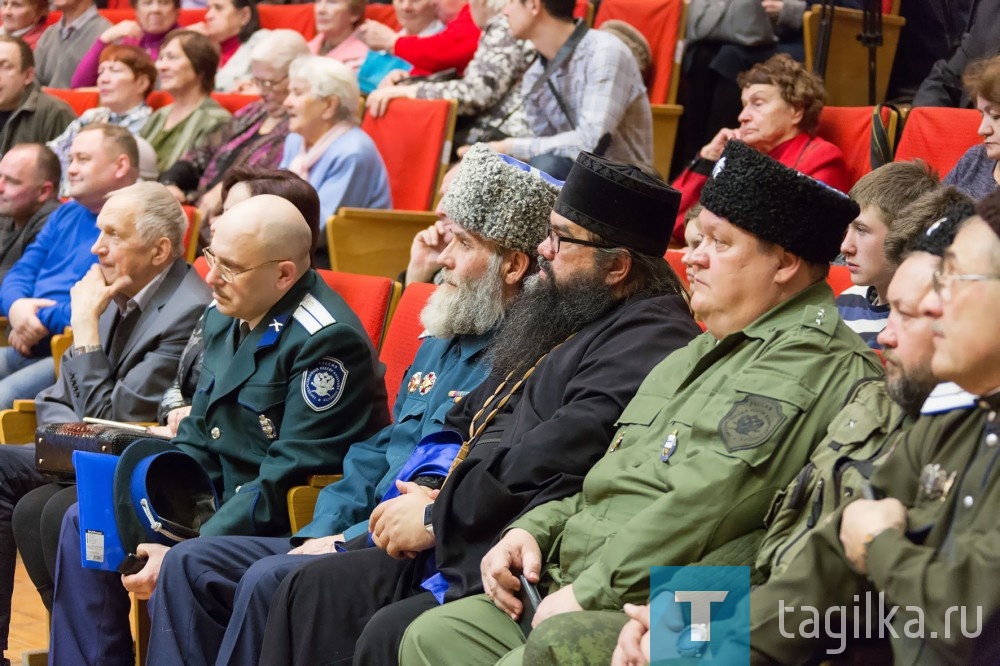 Встреча представителей общественной палаты города и активистов 250 общественных организаций.