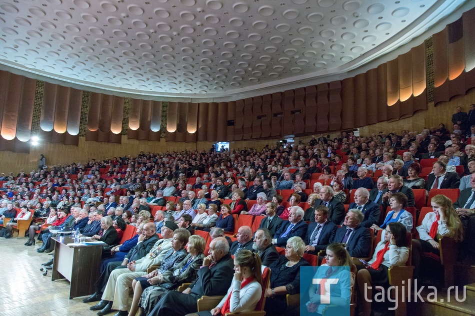 100 лет Октябрьской революции