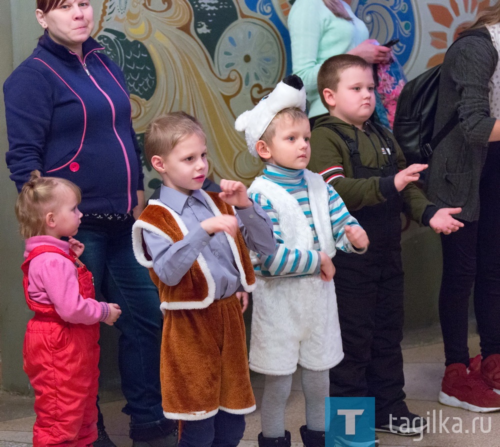 «Сказки Бабушки Зимы» и Волшебный Бал Деда Мороза