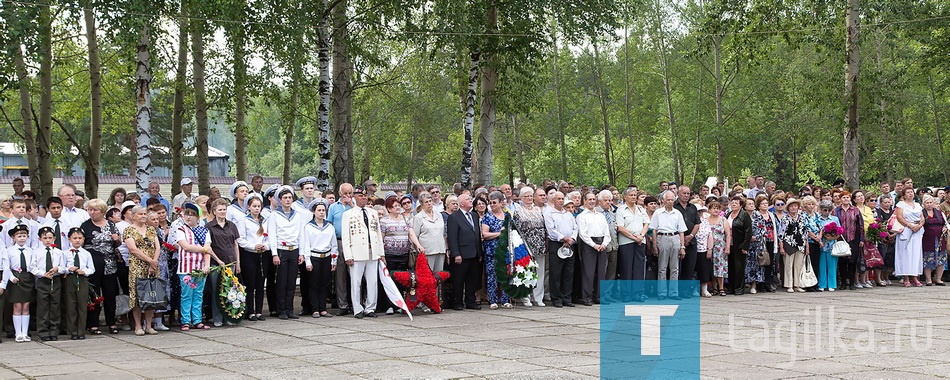Траурный митинг. Мемориал "Рогожино"