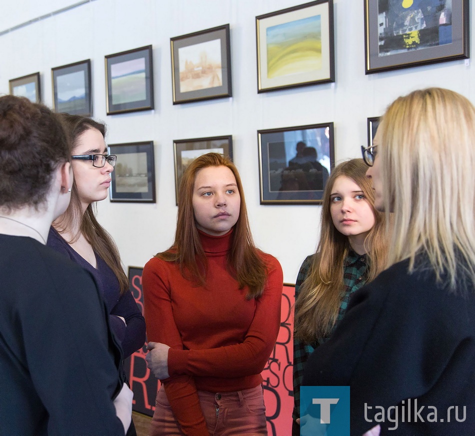 Экспозиция художественных работ. Шевалёвы. Впечатления, этюды и зарисовки