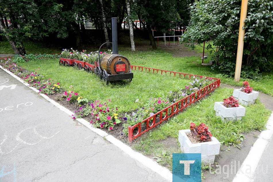 Гимназия N18 к новому учебному году.