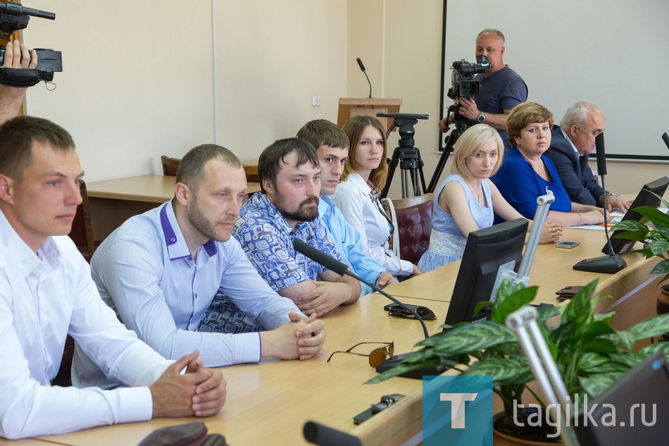 Вручения удостоверений общественным контролерам.