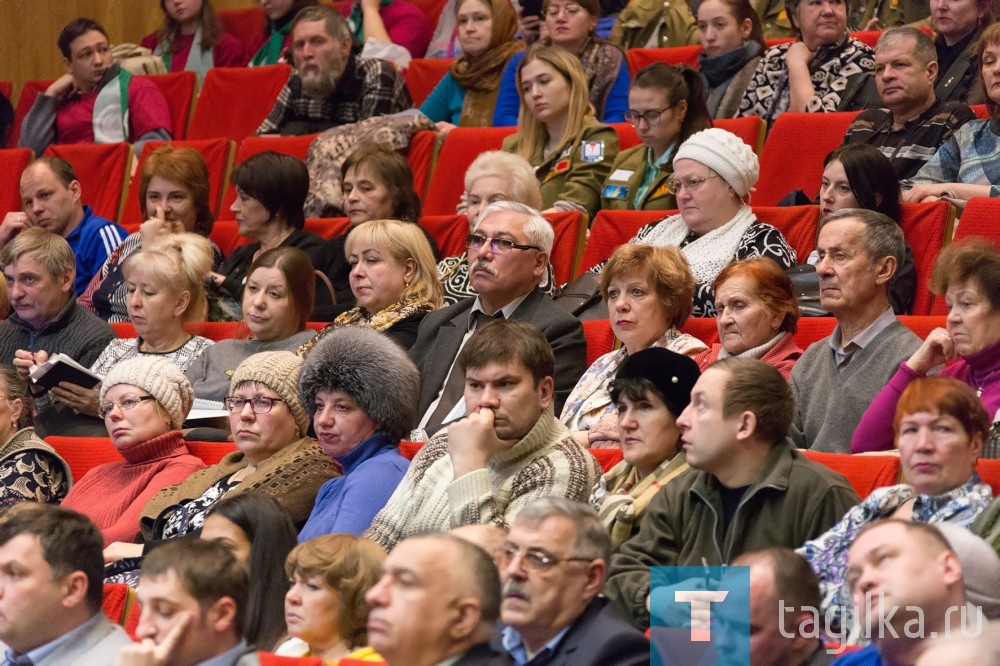 Встреча представителей общественной палаты города и активистов 250 общественных организаций.