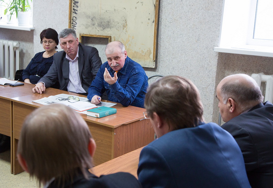 Театр и "Дом Окуджавы" откроются осенью.