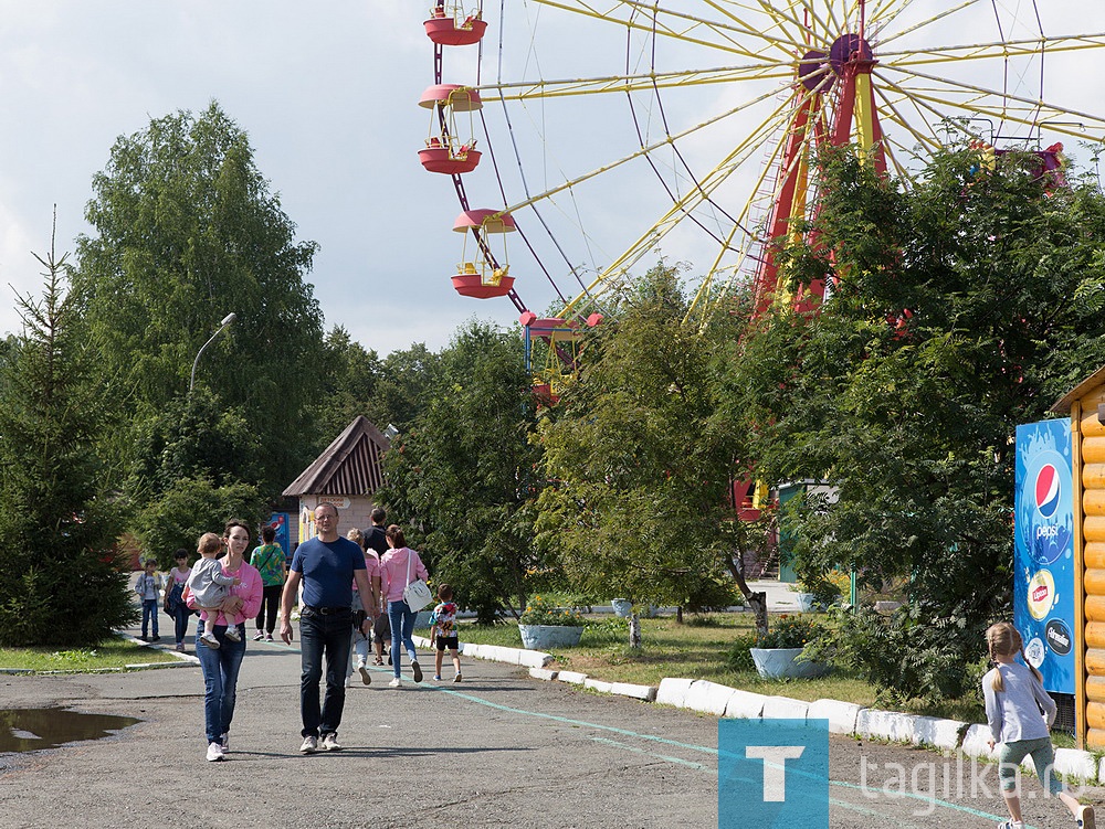 В парке культуры и отдыха им. А.П. Бондина заработали аттракционы