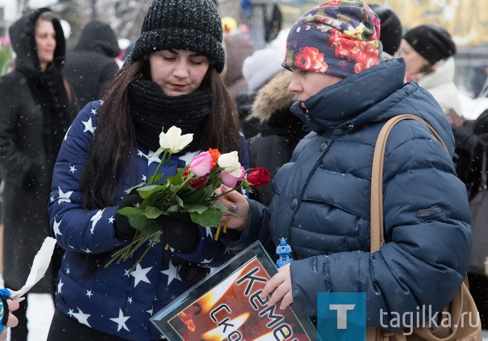  «Минута молчания» в память о погибших на пожаре в Кемерово