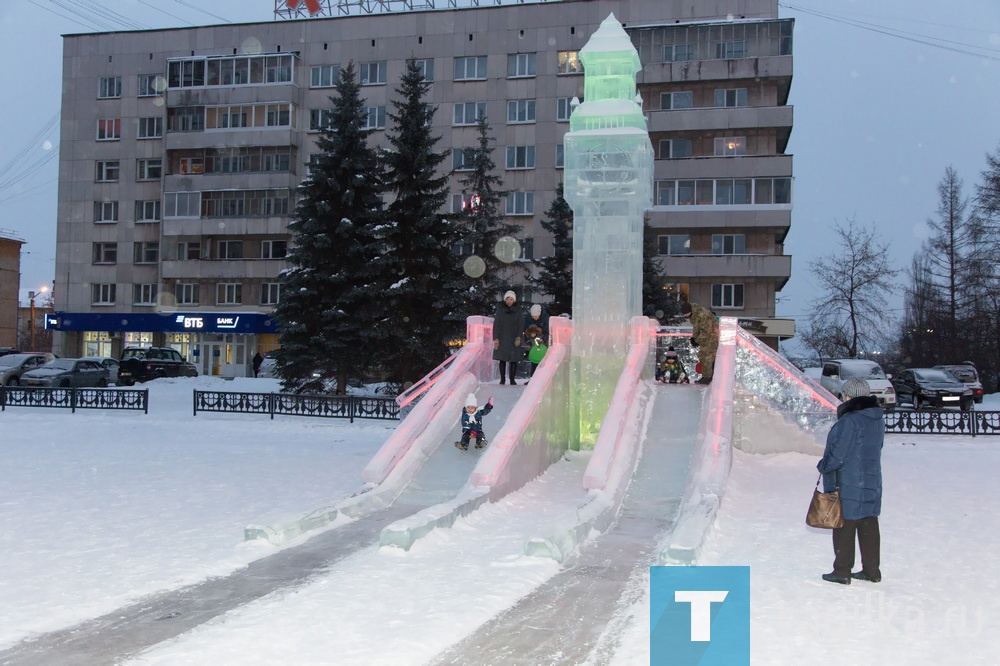 Зимние каникулы закончились, но ледовые городки продолжают работать